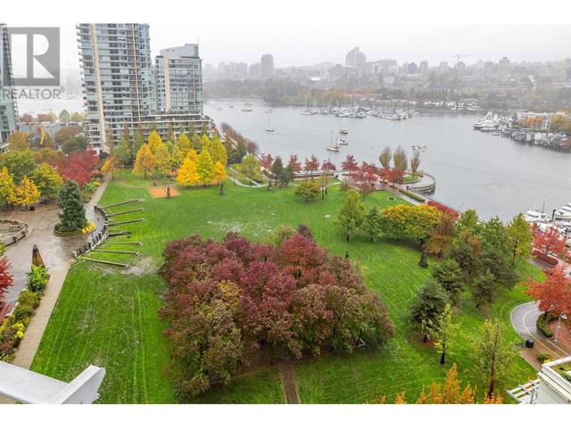 1702 - 638 Beach Crescent, Condo with 2 bedrooms, 2 bathrooms and null parking in Vancouver BC | Image 3