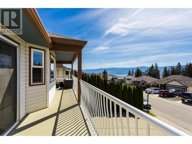 2680 Copper Ridge Drive, House detached with 3 bedrooms, 3 bathrooms and 2 parking in West Kelowna BC | Image 14