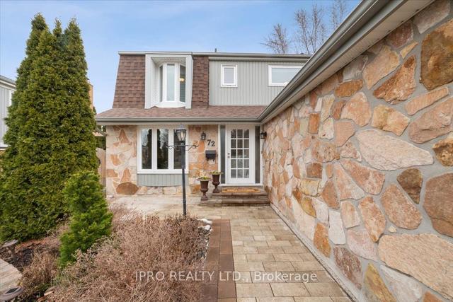 72 Madelaine Cres, House detached with 4 bedrooms, 4 bathrooms and 6 parking in Brampton ON | Image 12