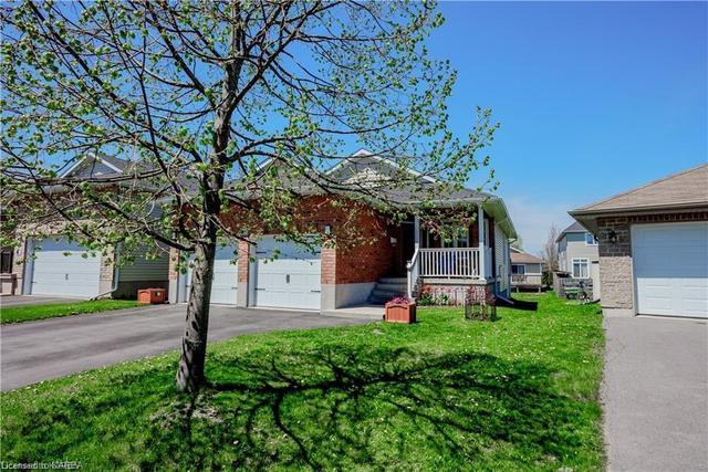 790 Lotus Avenue, House detached with 3 bedrooms, 2 bathrooms and 6 parking in Kingston ON | Image 1
