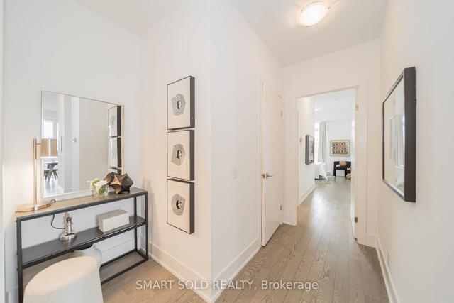 1903 - 609 Avenue Rd, Condo with 2 bedrooms, 3 bathrooms and 1 parking in Toronto ON | Image 4