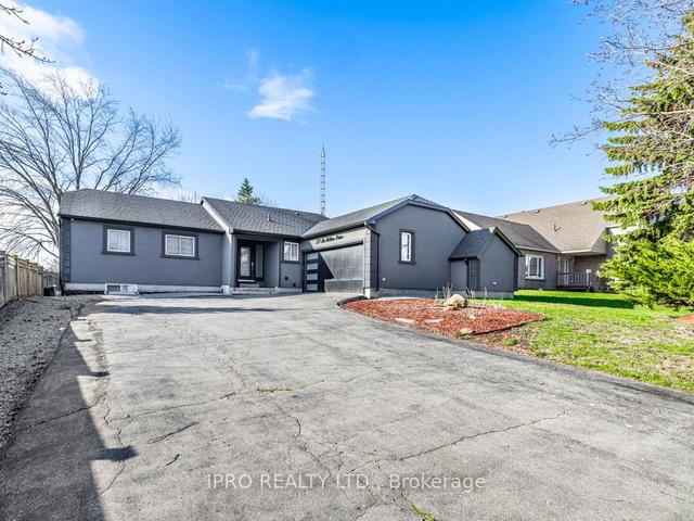 277 Mcmillan Dr S, House detached with 3 bedrooms, 3 bathrooms and 9 parking in Georgina ON | Image 1