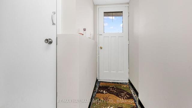 19 Benjamin Boake Tr, House semidetached with 3 bedrooms, 3 bathrooms and 4 parking in Toronto ON | Image 29