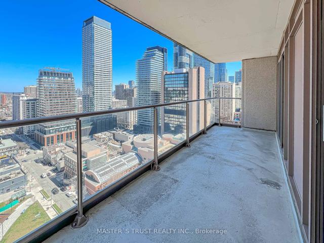 2308 - 909 Bay St, Condo with 2 bedrooms, 2 bathrooms and 1 parking in Toronto ON | Image 13