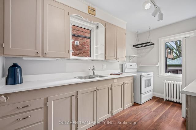 526 Broadway Ave, House semidetached with 3 bedrooms, 2 bathrooms and 1 parking in Toronto ON | Image 32