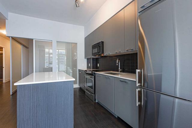 201 - 9471 Yonge St, Condo with 2 bedrooms, 2 bathrooms and 1 parking in Richmond Hill ON | Image 6