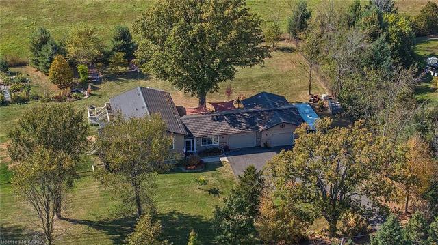 4841 Wolfe Swamp Road, House detached with 4 bedrooms, 2 bathrooms and 10 parking in South Frontenac ON | Image 23