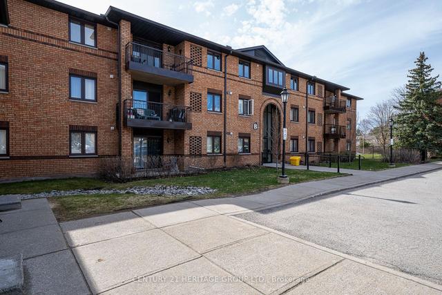 236 - 10 Coulter St, Condo with 2 bedrooms, 1 bathrooms and 1 parking in Barrie ON | Image 12