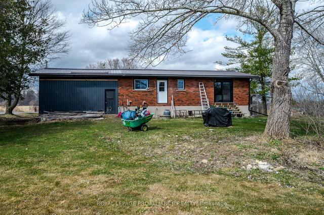 2317 Old Norwood Rd, House detached with 2 bedrooms, 1 bathrooms and 8 parking in Otonabee South Monaghan ON | Image 14