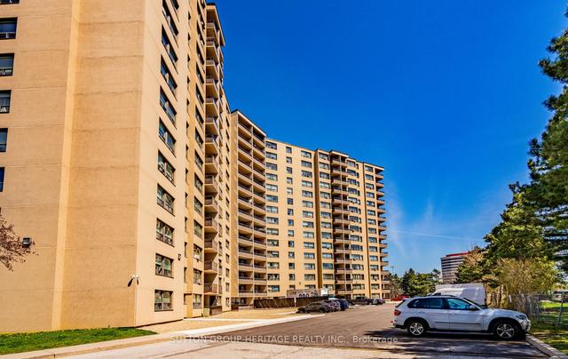 1421 - 451 The West Mall, Condo with 2 bedrooms, 1 bathrooms and 1 parking in Toronto ON | Image 22
