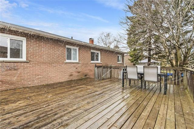 674 Sussex Boulevard, House detached with 4 bedrooms, 2 bathrooms and 2 parking in Kingston ON | Image 31