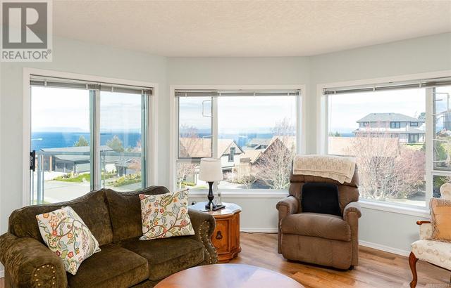 305 - 4965 Vista View Cres, Condo with 2 bedrooms, 2 bathrooms and 1 parking in Nanaimo BC | Image 11