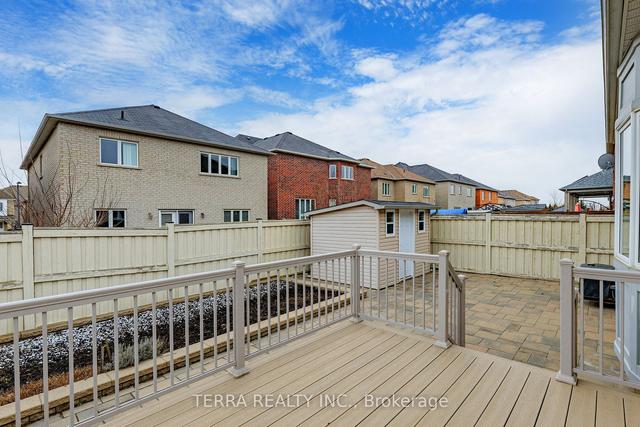19 Isaiah Dr, House detached with 3 bedrooms, 3 bathrooms and 4 parking in Vaughan ON | Image 31