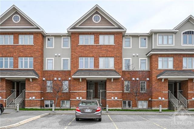 135 Keltie Private, House attached with 2 bedrooms, 2 bathrooms and 2 parking in Ottawa ON | Image 1