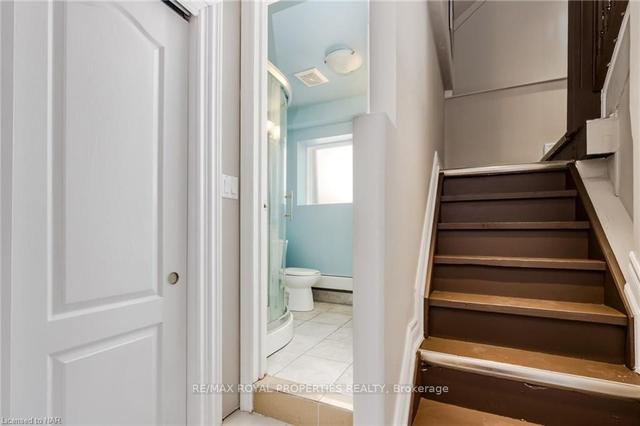 69 Hillview Rd, House detached with 3 bedrooms, 4 bathrooms and 2 parking in St. Catharines ON | Image 19