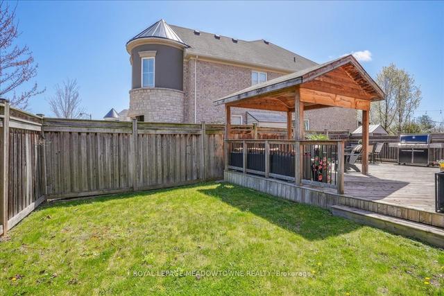 391 Wettlaufer Terr, House detached with 4 bedrooms, 3 bathrooms and 3 parking in Milton ON | Image 33