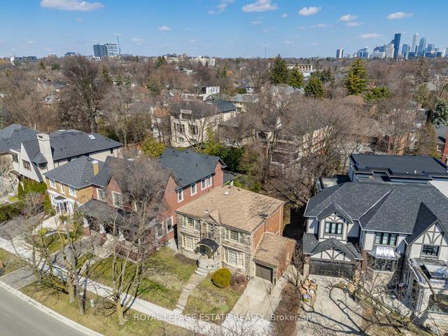 54 Strathearn Rd, House detached with 4 bedrooms, 3 bathrooms and 3 parking in Toronto ON | Image 19