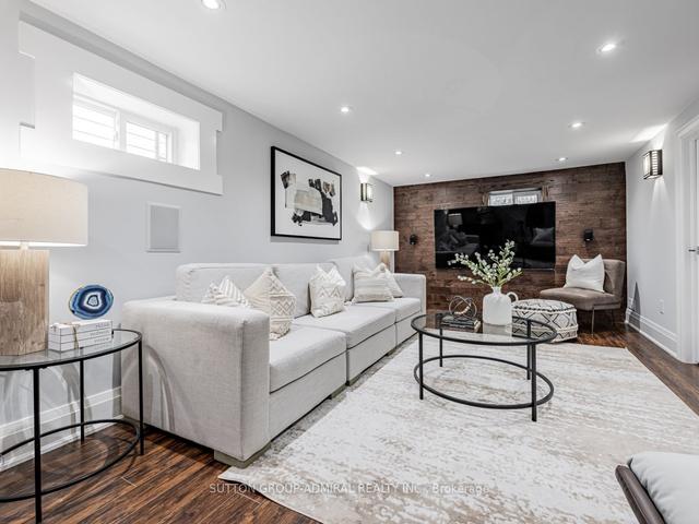 60 Sonneck Sq, House detached with 3 bedrooms, 3 bathrooms and 2 parking in Toronto ON | Image 13