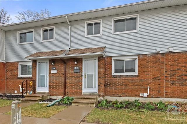 82 - 1045 Morrison Drive, Townhouse with 3 bedrooms, 1 bathrooms and 1 parking in Ottawa ON | Image 1