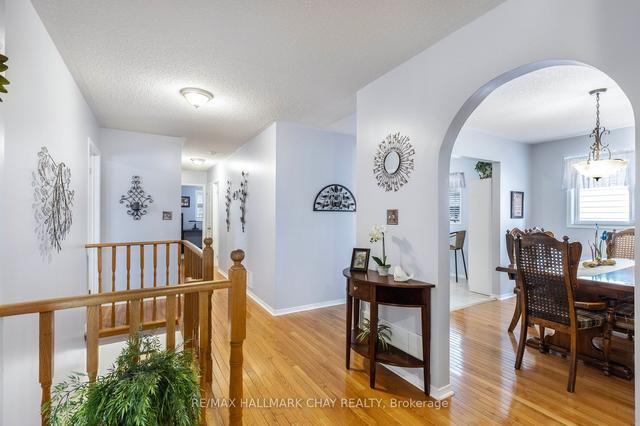 42 Assiniboine Dr, House detached with 3 bedrooms, 2 bathrooms and 5 parking in Barrie ON | Image 22