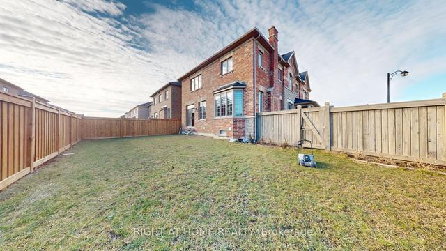 532 Mactier Dr, House detached with 4 bedrooms, 6 bathrooms and 5 parking in Vaughan ON | Image 39