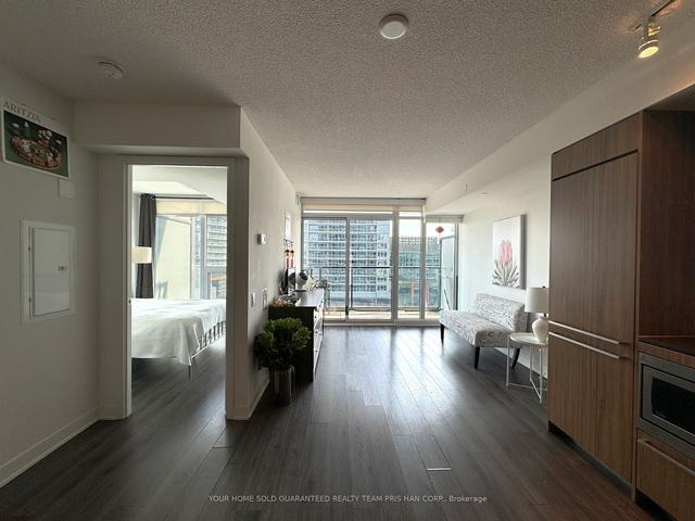915 - 70 Queens Wharf Rd, Condo with 1 bedrooms, 1 bathrooms and 0 parking in Toronto ON | Image 24