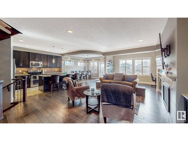 3651 8 St Nw, House detached with 4 bedrooms, 3 bathrooms and 4 parking in Edmonton AB | Image 4