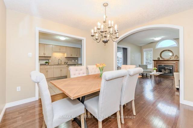 7 Henderson Dr, House detached with 4 bedrooms, 4 bathrooms and 3 parking in Guelph ON | Image 19