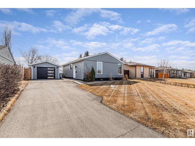 9309 98 Av, House detached with 3 bedrooms, 1 bathrooms and null parking in Morinville AB | Image 1