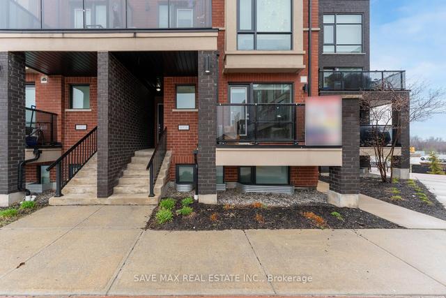 98 - 100 Dufay Rd N, Townhouse with 2 bedrooms, 2 bathrooms and 2 parking in Brampton ON | Image 23