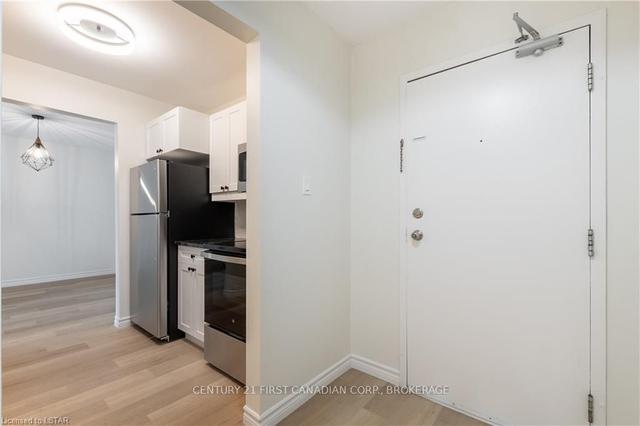 308 - 739 Deveron Cres, Condo with 2 bedrooms, 1 bathrooms and 0 parking in London ON | Image 19