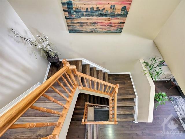 208 Greenridge Street, Townhouse with 3 bedrooms, 3 bathrooms and 3 parking in Ottawa ON | Image 16