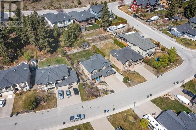 2406 Cobblestone Road, House detached with 5 bedrooms, 3 bathrooms and 2 parking in West Kelowna BC | Image 44