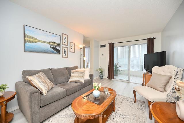 307 - 155 Hillcrest Ave, Condo with 1 bedrooms, 1 bathrooms and 1 parking in Mississauga ON | Image 5