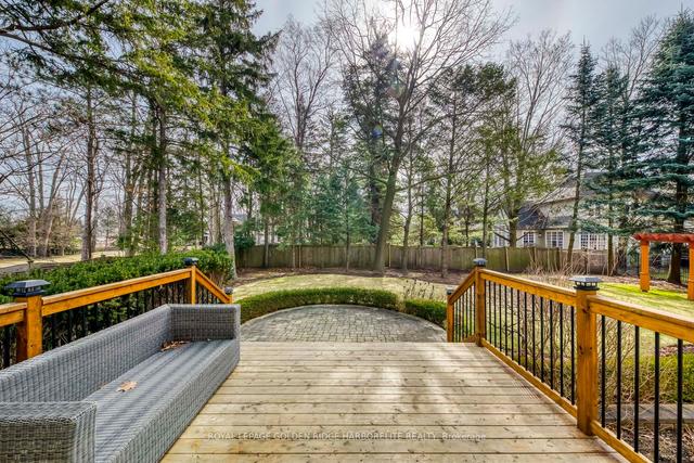 376 Lakeshore Rd W, House detached with 3 bedrooms, 4 bathrooms and 6 parking in Oakville ON | Image 25