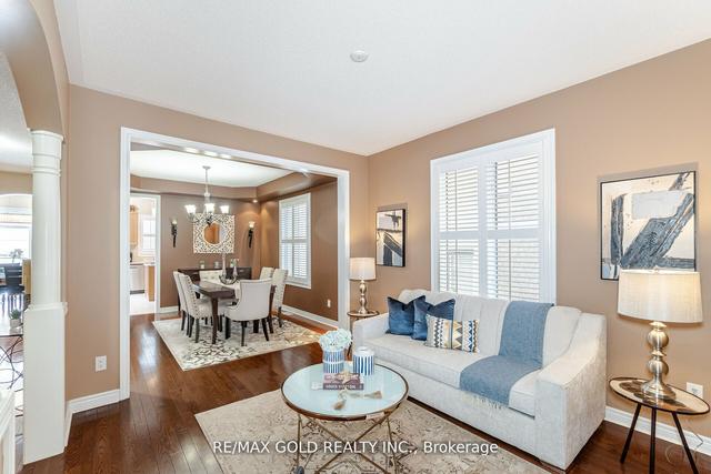36 Quatro Cres, House detached with 4 bedrooms, 5 bathrooms and 6 parking in Brampton ON | Image 33