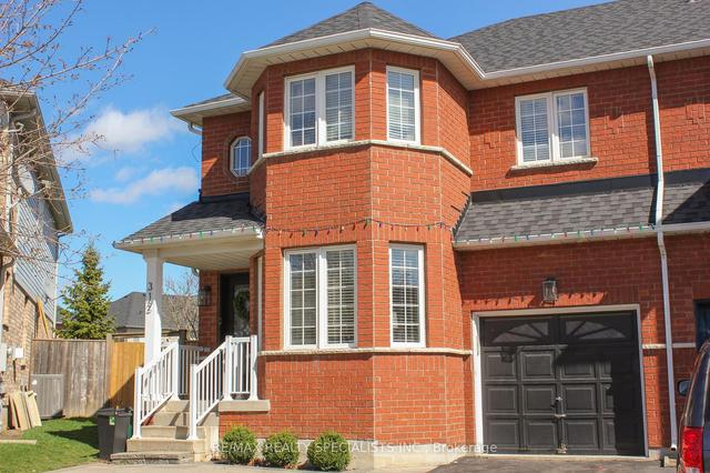 312 Fasken Crt, House semidetached with 3 bedrooms, 4 bathrooms and 4 parking in Milton ON | Image 12