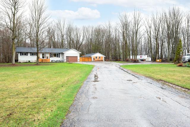 1250 6 County Rd S, House detached with 3 bedrooms, 3 bathrooms and 16 parking in Hamilton ON | Image 12