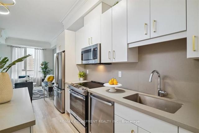 305 - 2007 James St, Condo with 2 bedrooms, 2 bathrooms and 1 parking in Burlington ON | Image 39