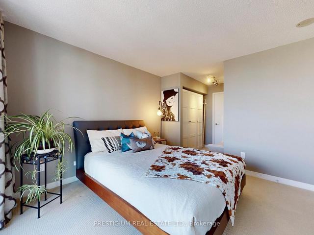 1809 - 121 Mcmahon Dr, Condo with 2 bedrooms, 2 bathrooms and 1 parking in Toronto ON | Image 17