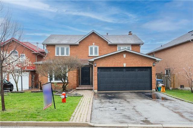 952 Summerbreeze Court, House detached with 4 bedrooms, 3 bathrooms and 6 parking in Mississauga ON | Image 1