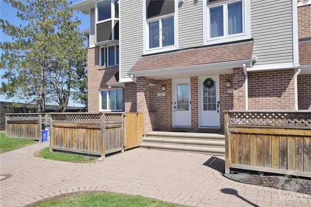 11 - 1 Stonebank Crescent, Condo with 1 bedrooms, 1 bathrooms and 1 parking in Ottawa ON | Image 2