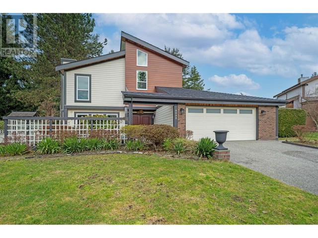 5432 Elwyn Drive, House detached with 4 bedrooms, 3 bathrooms and 4 parking in Burnaby BC | Image 2