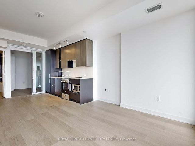 5007 - 3883 Quartz Rd, Condo with 2 bedrooms, 2 bathrooms and 0 parking in Mississauga ON | Image 5