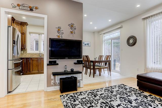 64 Wood Rim Dr, House detached with 3 bedrooms, 3 bathrooms and 2 parking in Richmond Hill ON | Image 11