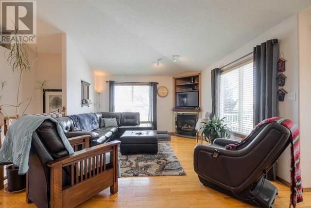 3002 19 Street, House detached with 3 bedrooms, 3 bathrooms and 6 parking in Coaldale AB | Image 13