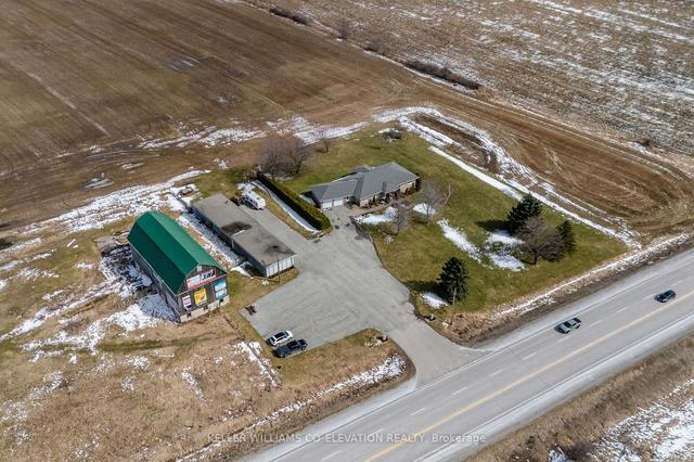 8485 Highway 93, House detached with 4 bedrooms, 5 bathrooms and 12 parking in Tiny ON | Image 32