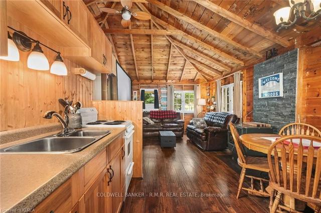 75 Mcguire Beach Rd, House detached with 2 bedrooms, 1 bathrooms and 6 parking in Kawartha Lakes ON | Image 6