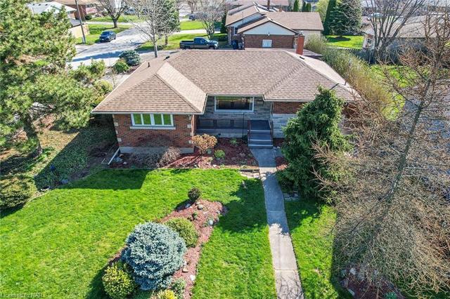 35 Hewko Street, House detached with 3 bedrooms, 1 bathrooms and 5 parking in St. Catharines ON | Image 17