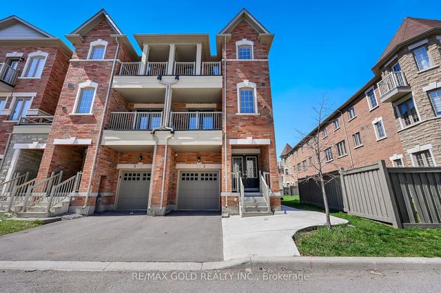 3 Shiff Cres, House attached with 4 bedrooms, 4 bathrooms and 3 parking in Brampton ON | Image 12
